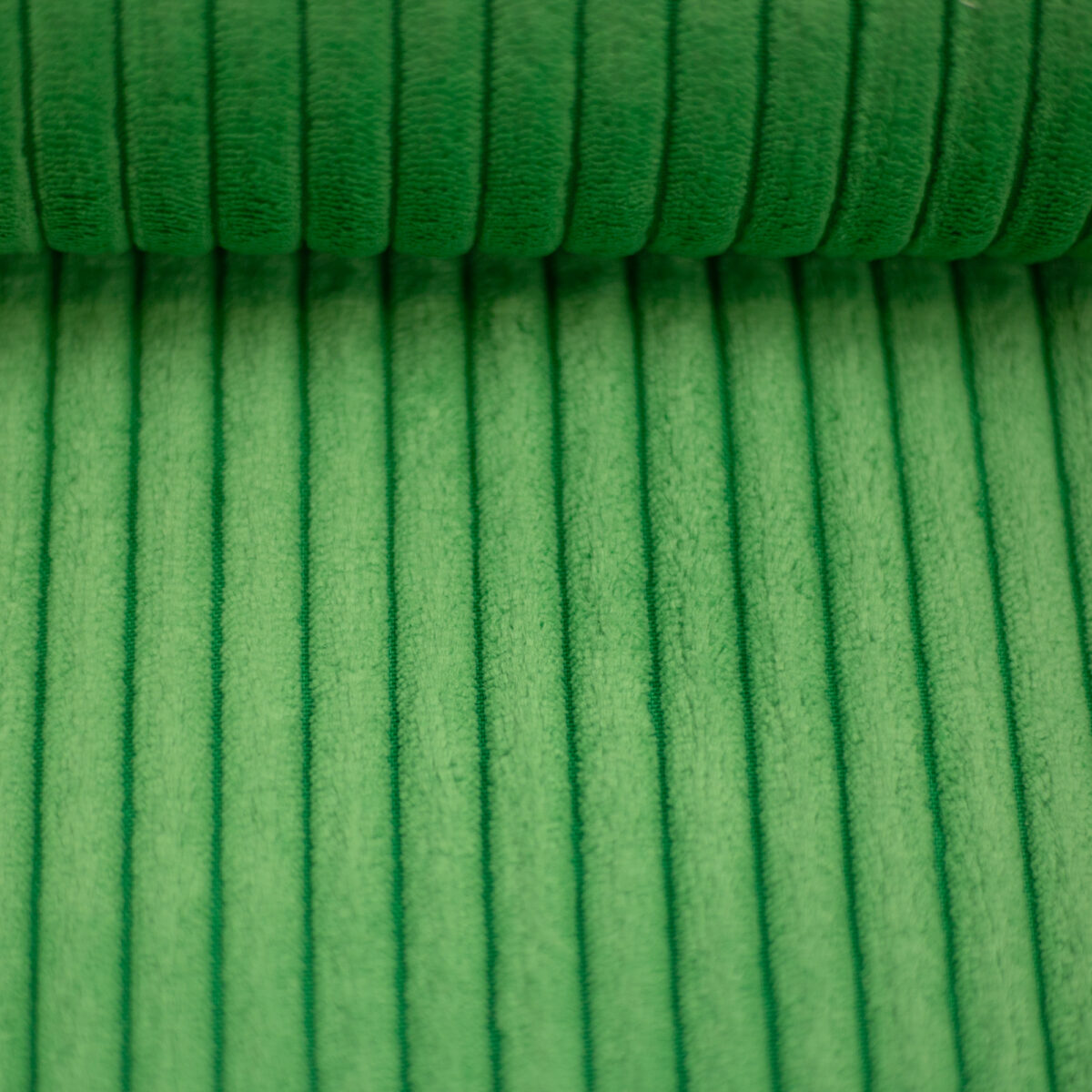 Swafing Cord-Samt Breitcord "Wanja" Grasgrün