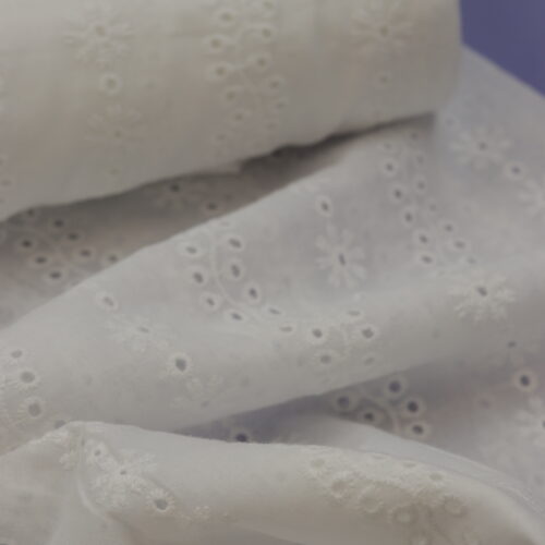 baumwolle: gecrasht mit feinen gesticktenstreifen