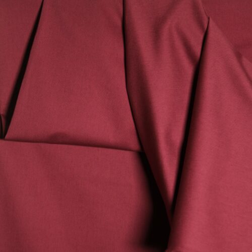 atelier jupe: wine red twill organic cotton