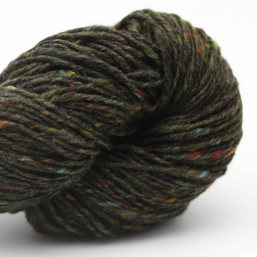 erika knight pure tweed – natürliches tweed garn mit zeitlosem charakter