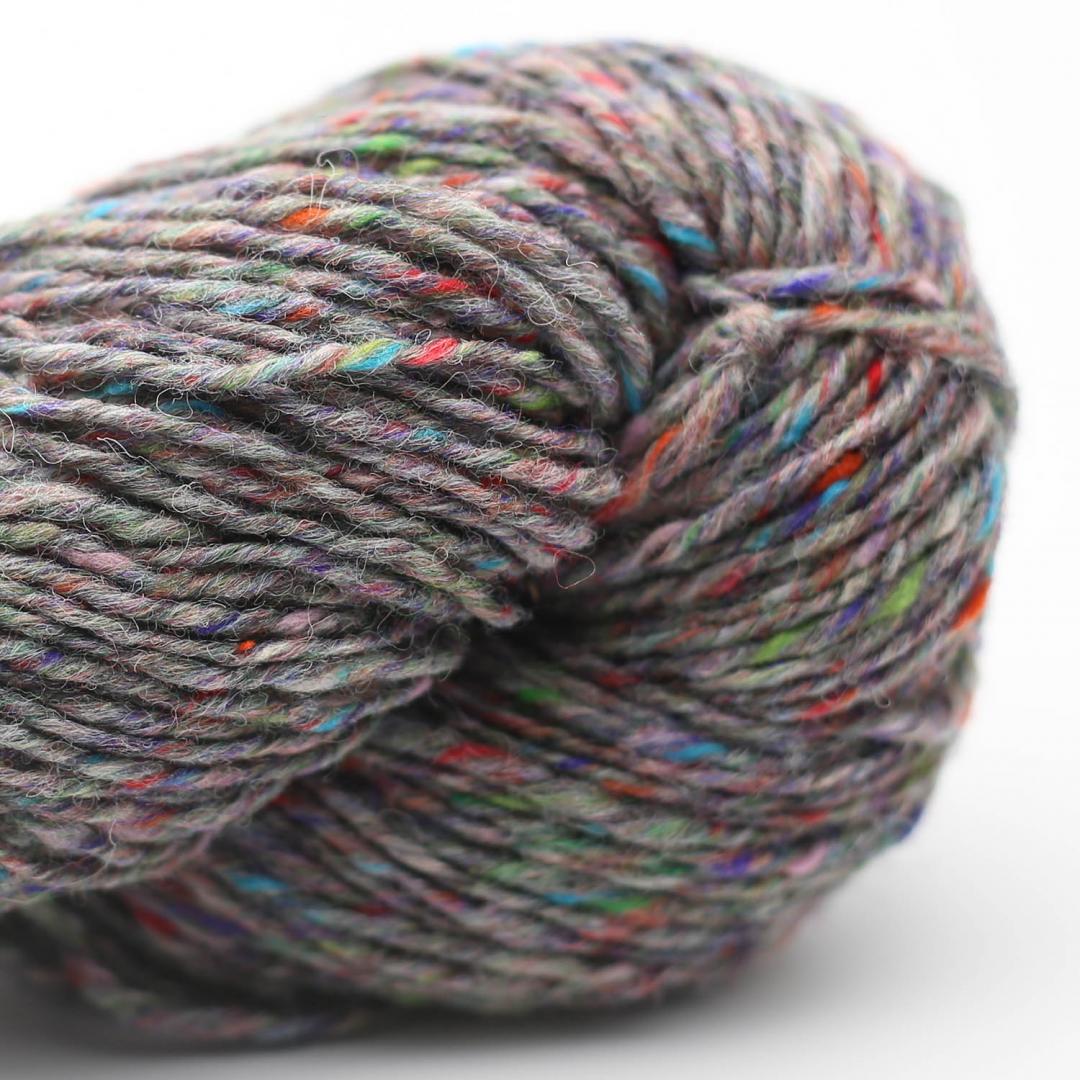erika knight pure tweed – natürliches tweed garn mit zeitlosem charakter