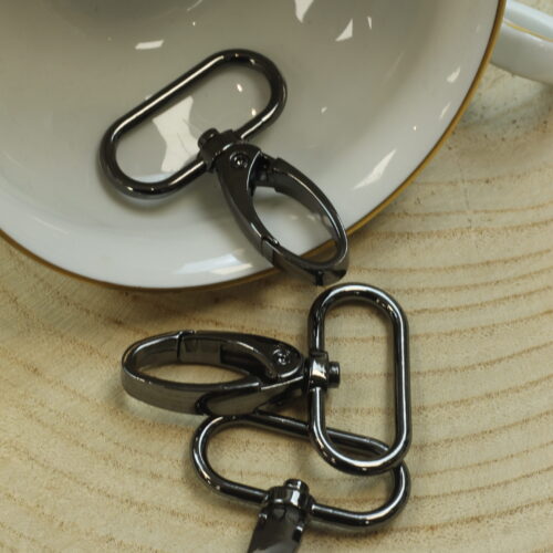 karabiner aus metall "silber" – robustes zubehör für taschen, rucksäcke & nähprojekte in verschiedenen größen (kopie)