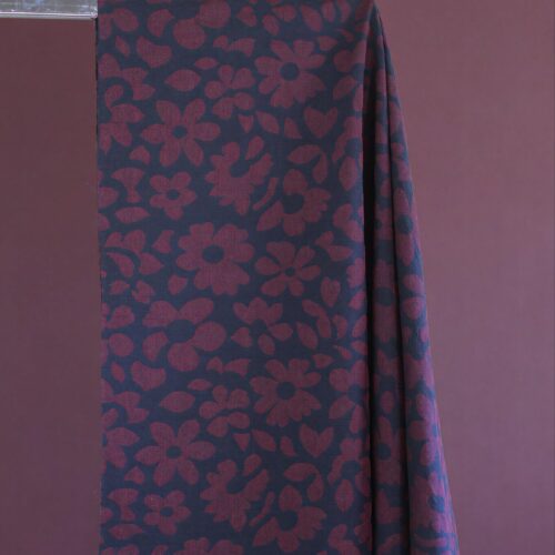 Aster Bloom Jacquard von Meet Milk – floraler Baumwoll-Jacquard als Meterware mit eingewebtem Blumenmuster