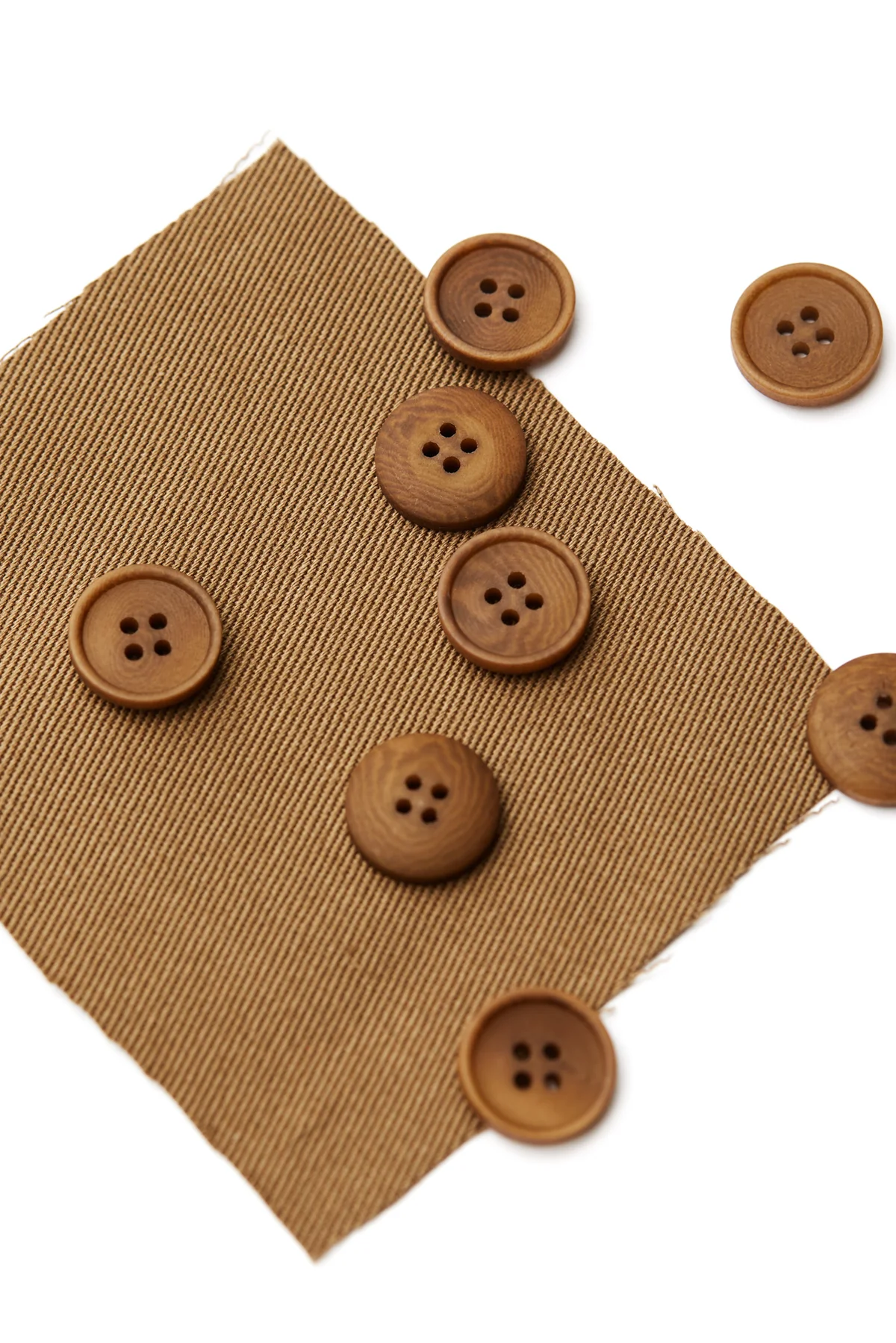 mind the maker blaze corozo button camel 15mm