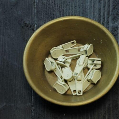 Zipper für Endlos Reißverschluss 3mm und 5 mm Beige