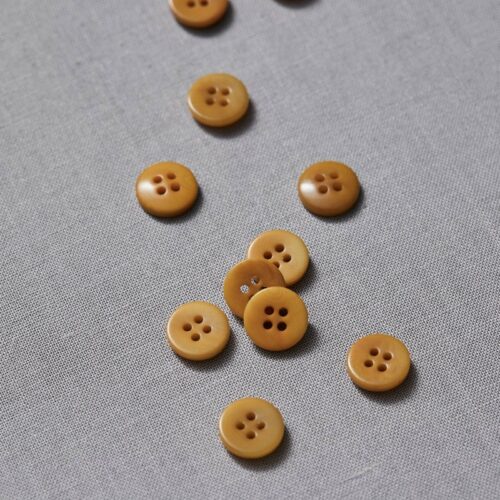 Meet Milk: Plain Corozo Button Amber 11 mm