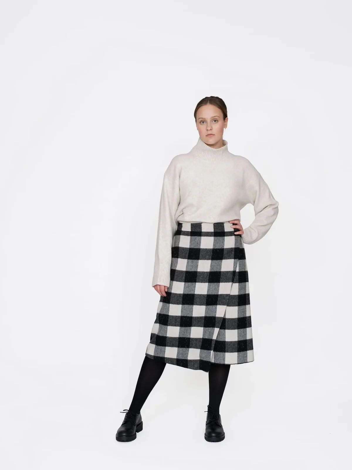 Schnittmuster: The Assembly Line "Asymmetric Midi Skirt XS-L"