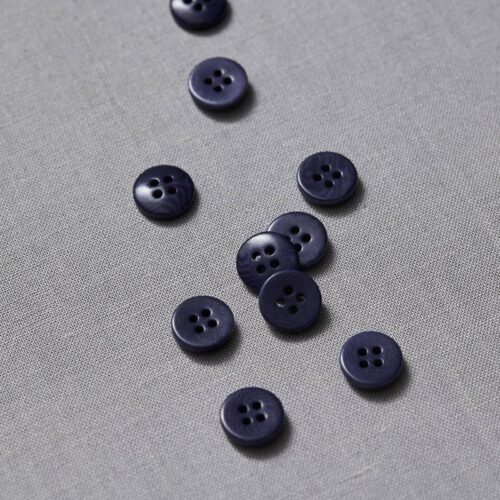 Meet Milk: Plain Corozo Button Blueberry 11 mm