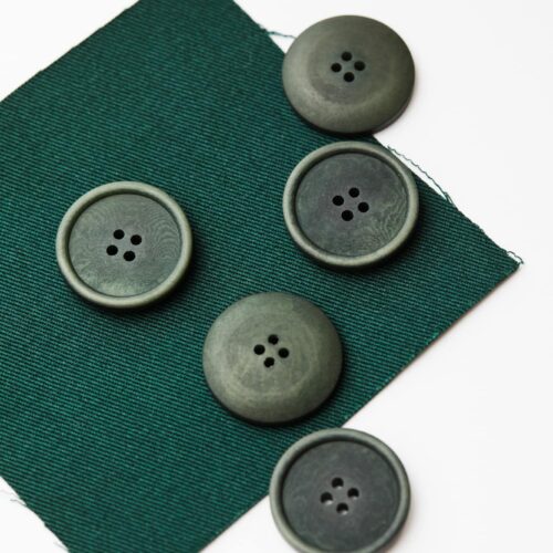 Mind the Maker: Blaze Corozo Button Bottle Green 28 mm