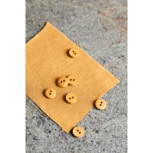 Mind the Maker: Curb Cotton Button Dry mustard 11 mm