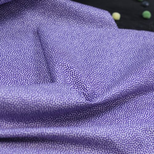 Swafing: Baumwolle "Dotty" Wilde Punkte Lila ***Reststück 0,9m***