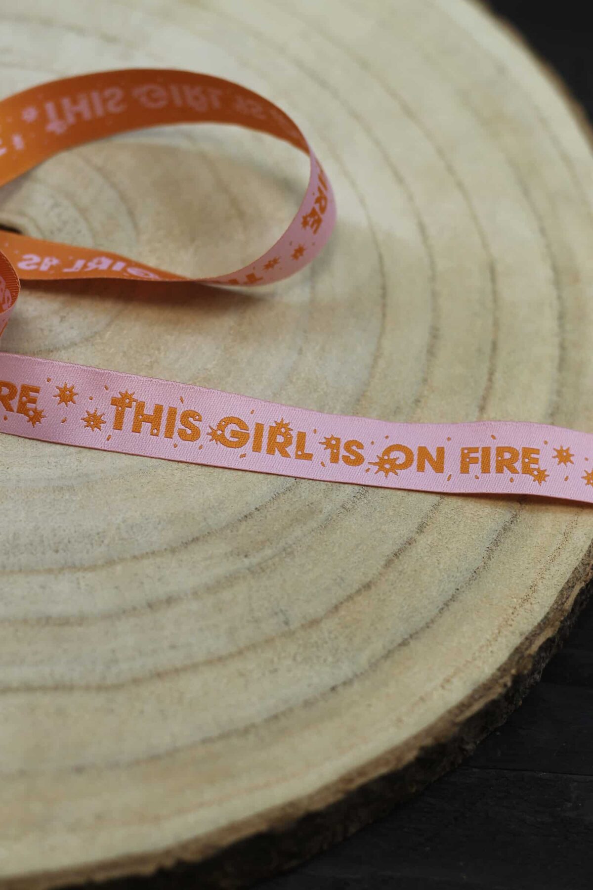 Webband: SELFEMPOWERMENT This Girl is on Fire