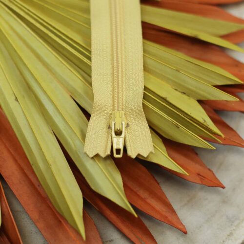 YKK: Reißverschluss "Farbe Gelb 844" 12-40cm