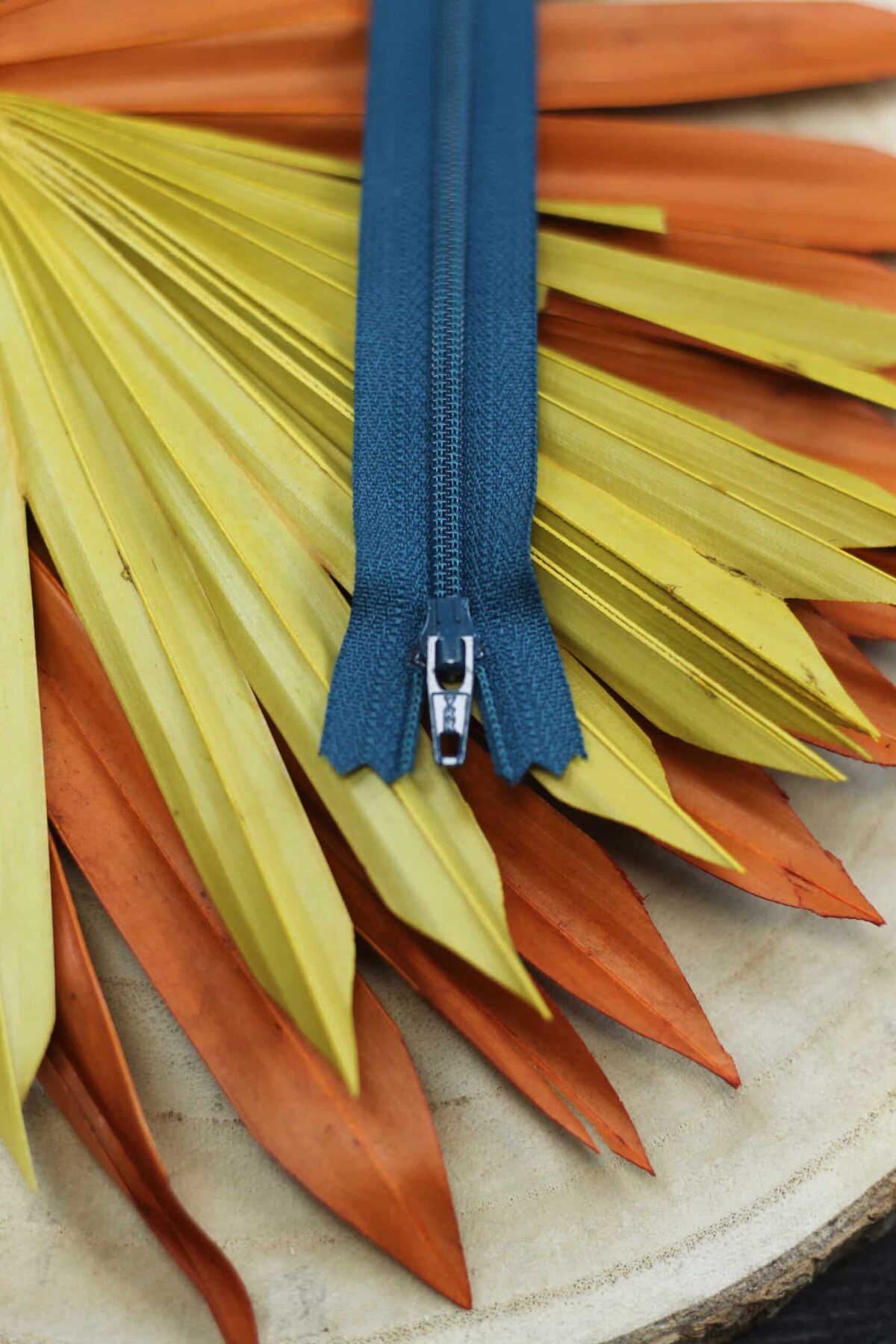 YKK: Reißverschluss "Farbe Petrol 908" 12-40cm