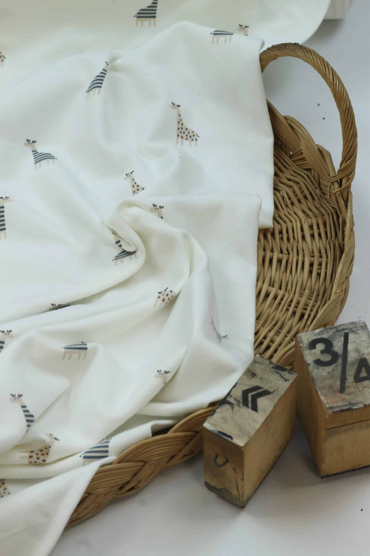 Jersey: Kleine Zebras ecru