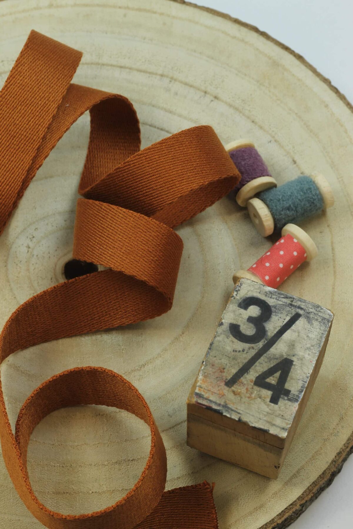 Gurtband 25mm breit: Cognac