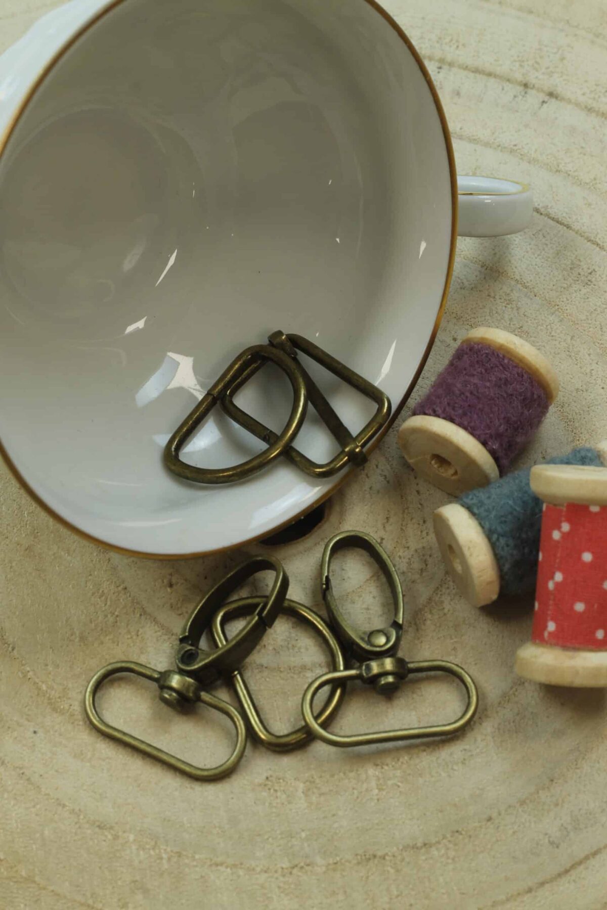 Metallzubehör Set: 2,5 cm/3 cm Altmessing