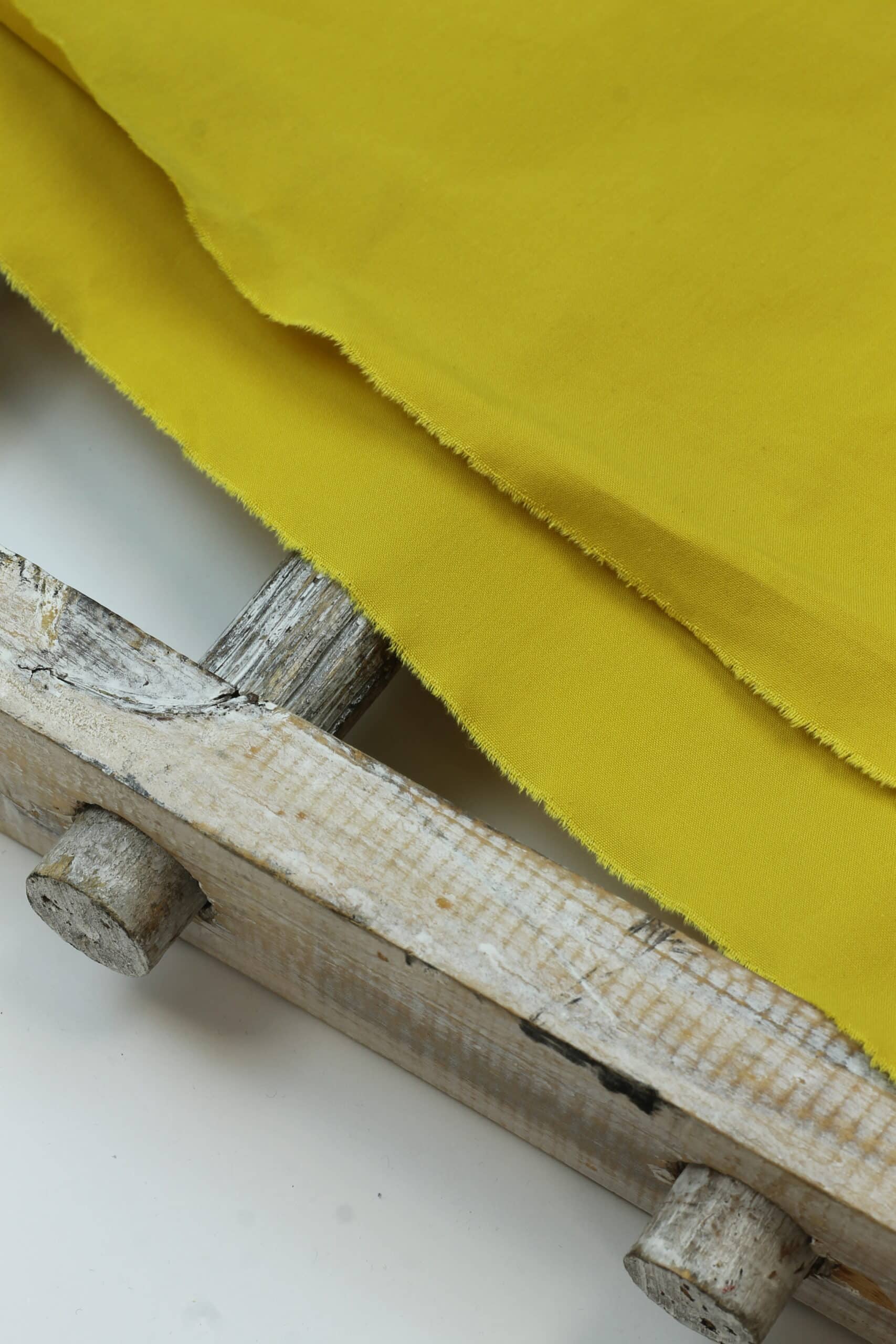 Dry Oilskin Material – gewachster Baumwollstoff ohne Glanz Organic PFC frei yellow