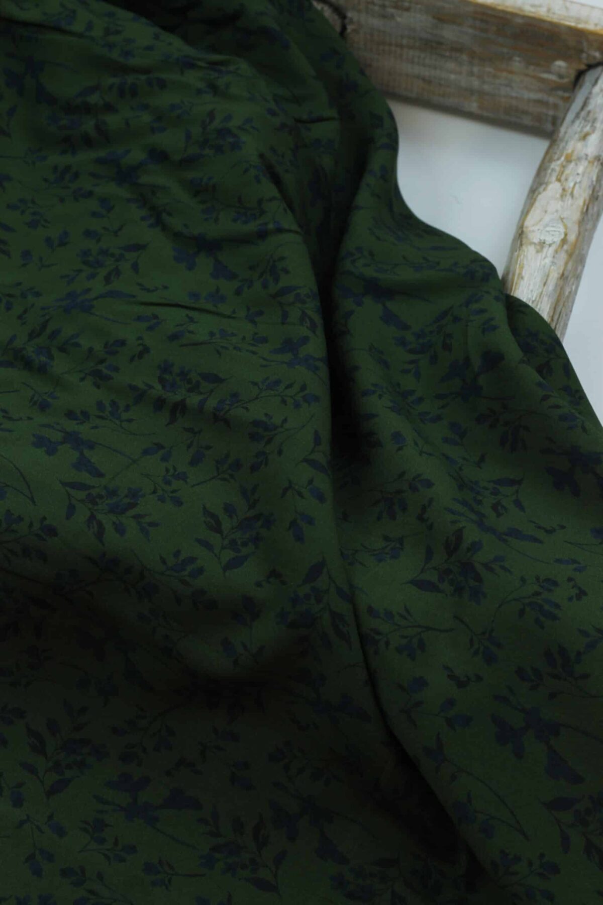 Viskose: "Christel Floral" Khaki/Bleu