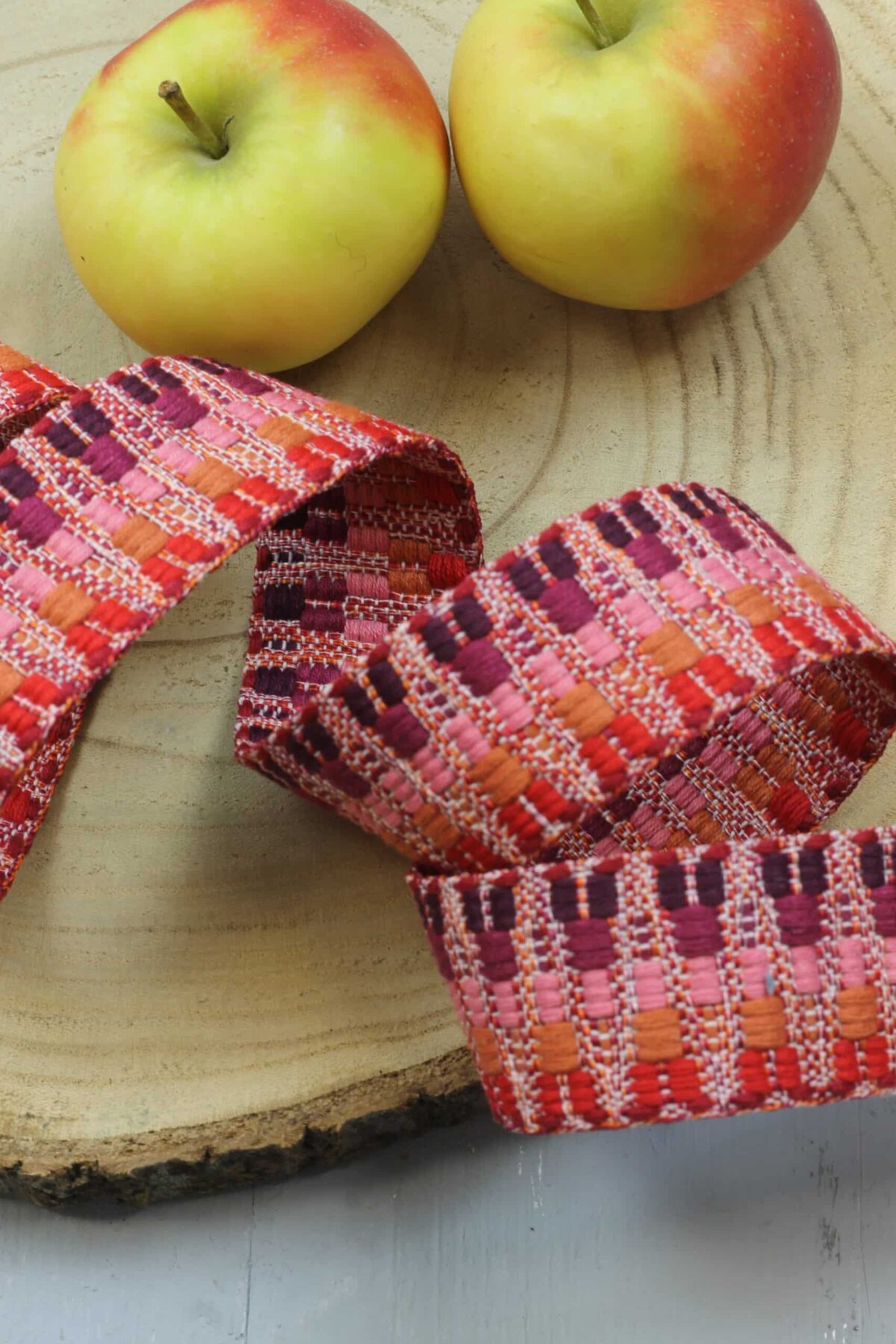Baumwollgurtband 4cm breit: Zickzack Berry/Rose/Ocker