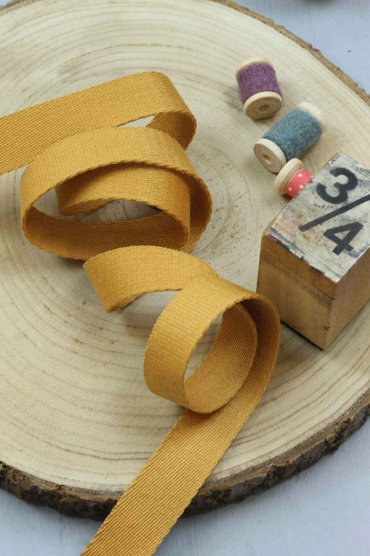 Gurtband 25mm breit: Ocker