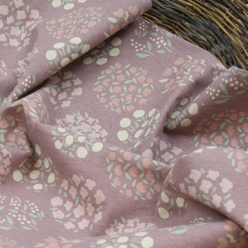 Kokka: Blumenmuster Dusty Flieder