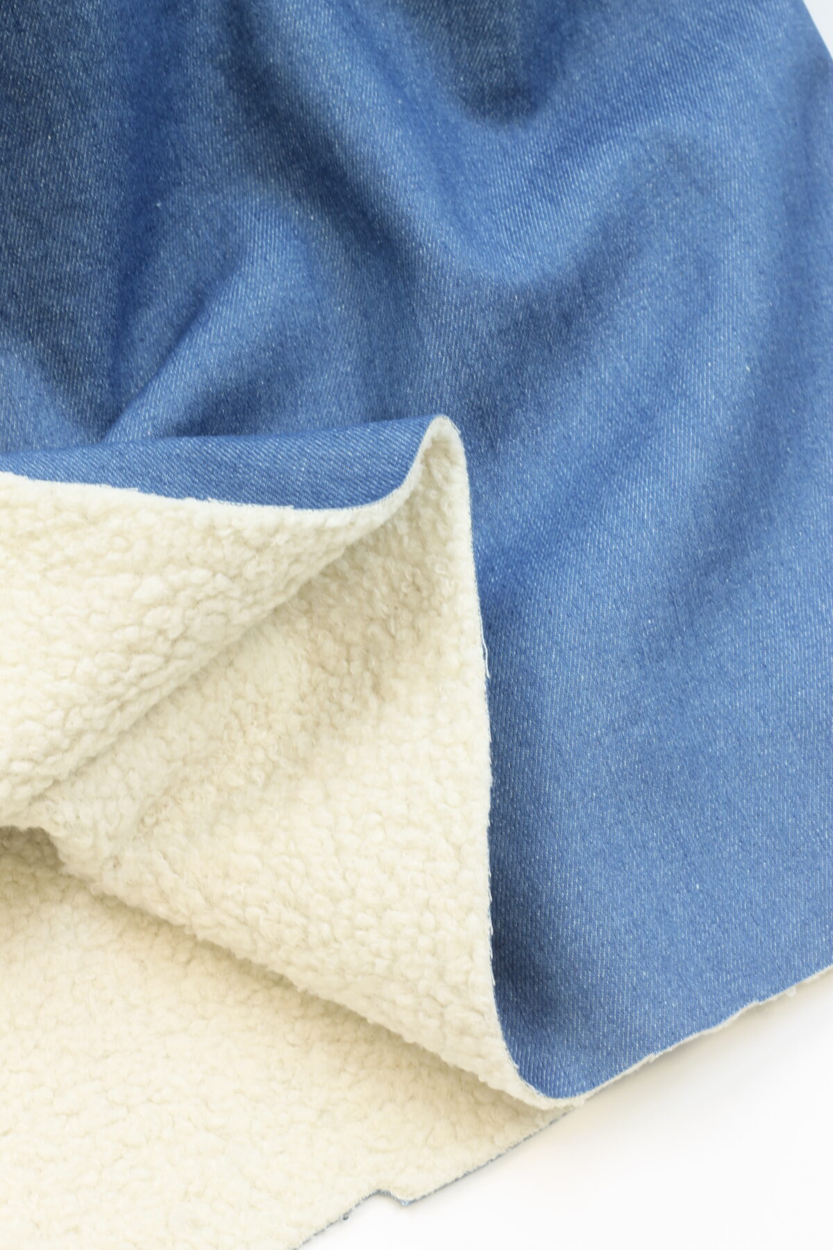 Doubleface: Jeans mit Teddy innen hell