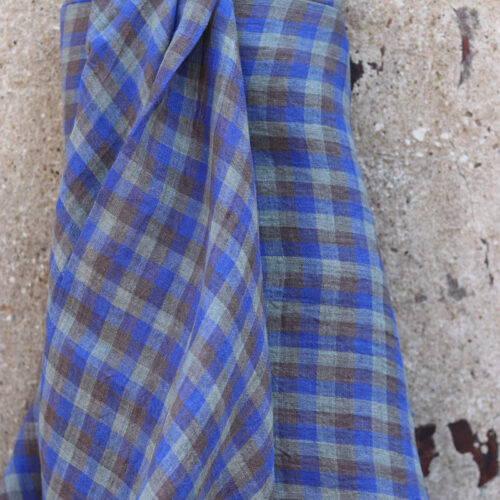 Leinenstoff kaufen – karierter Leinenstoff als Meterware für Kleidung und Deko Elsbeth und ich Stoffe Bochum Grid Vichy Gingham kornblumenblau