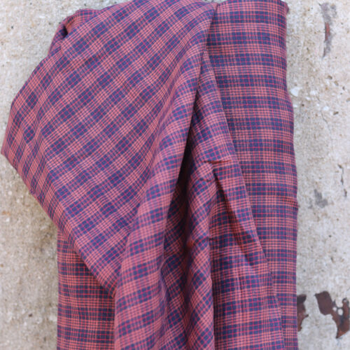 Leinenstoff kaufen – karierter Leinenstoff als Meterware für Kleidung und Deko Elsbeth und ich Stoffe Bochum Grid Vichy Gingham mohnrot/rauchblau