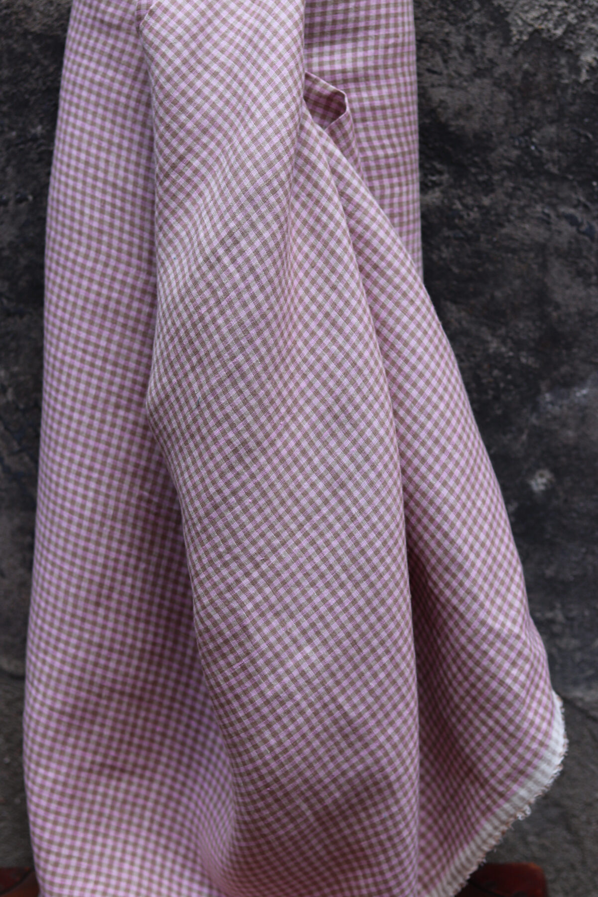 Leinenstoff kaufen – karierter Leinenstoff als Meterware für Kleidung und Deko Elsbeth und ich Stoffe Bochum Grid Vichy Gingham romantisches rosa