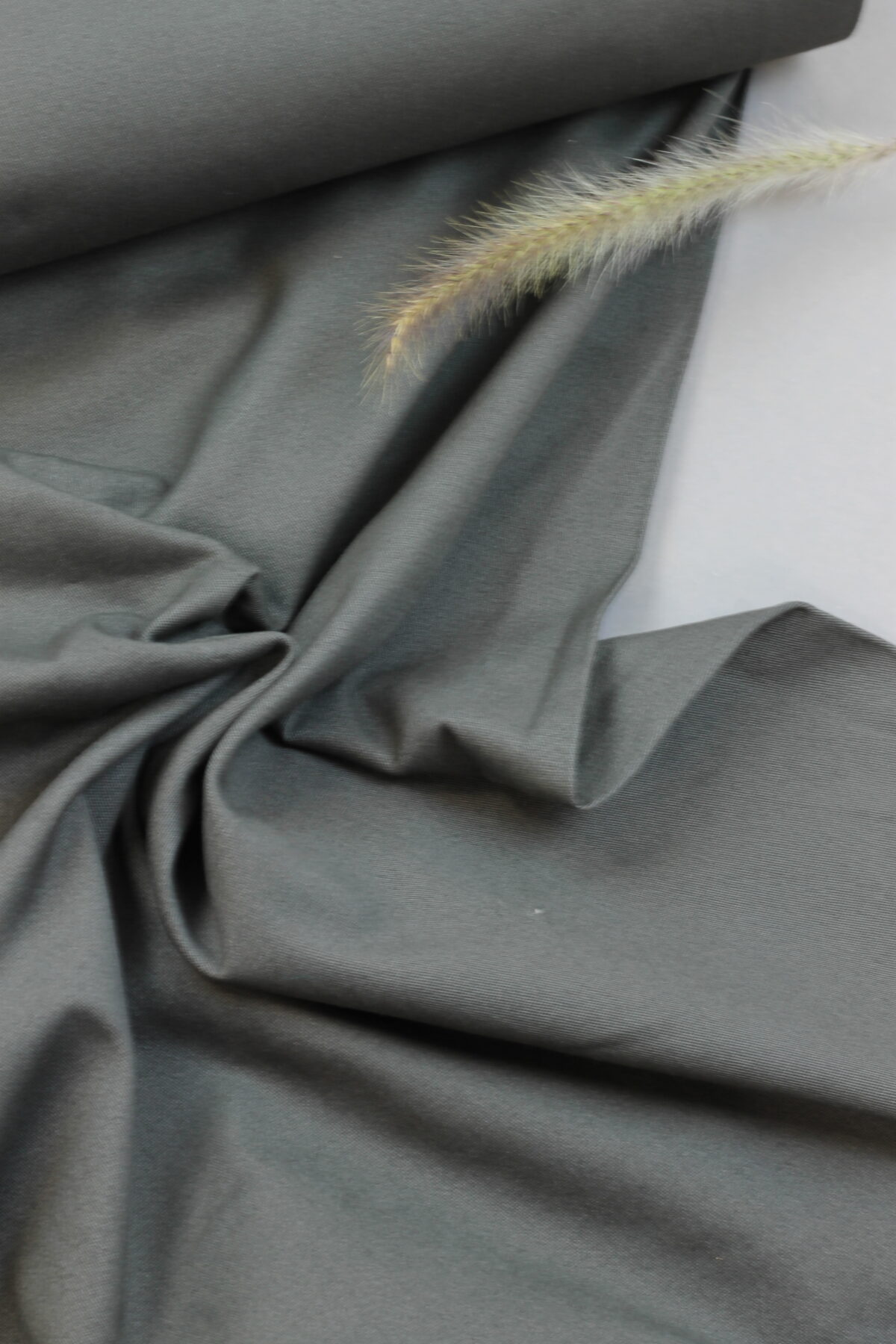 Peach Cotton Stretch: Hosenstoff Grey
