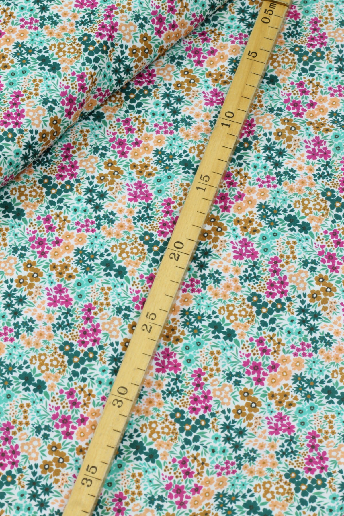 Cotton Voile "Smallest Flowers Fuchsia" – Bild 2