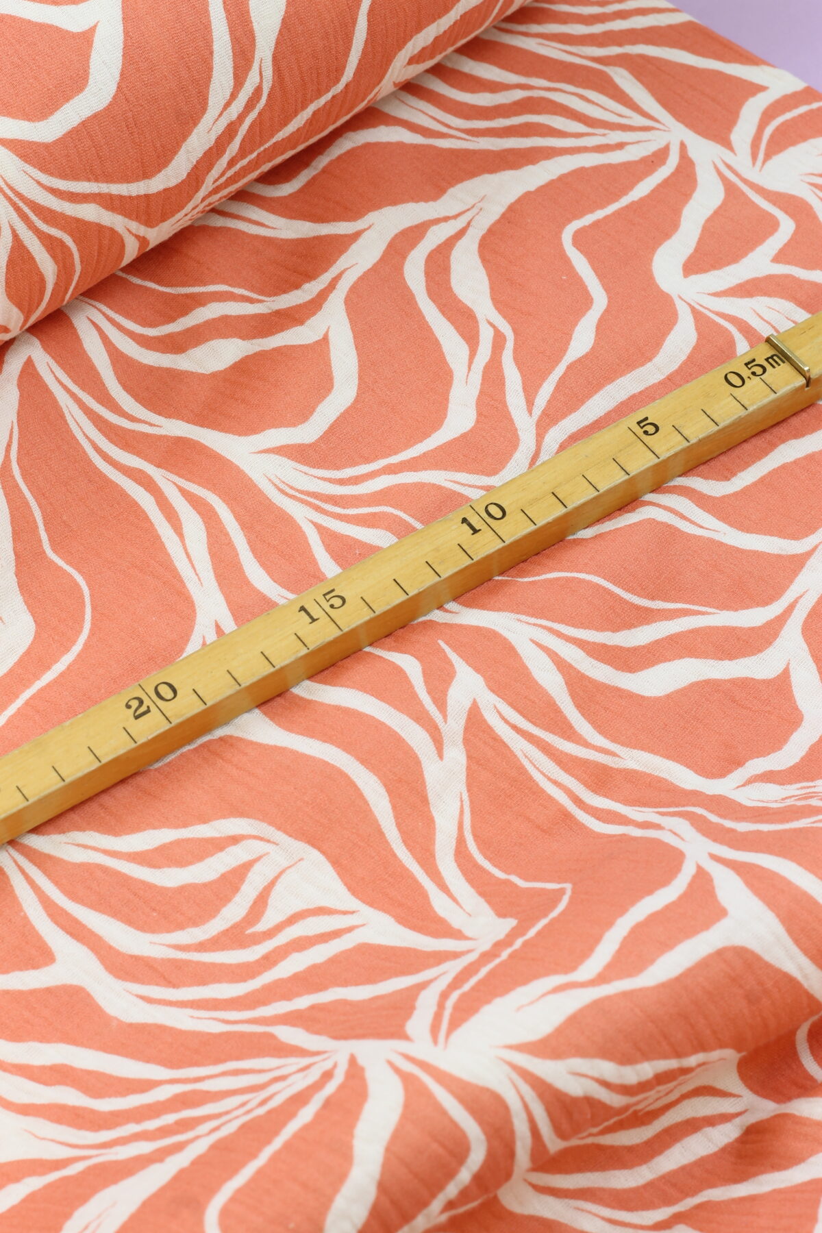 Double Gauze Musselin: Floral Coral/Creme – Bild 2
