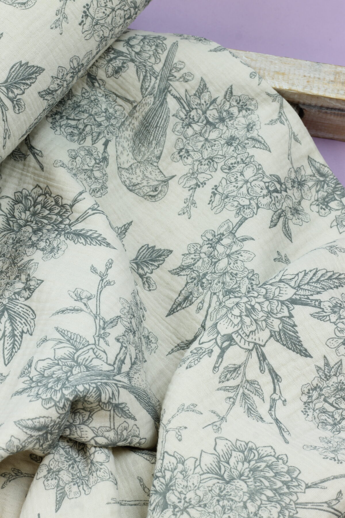 Double Gauze Musselin: Romantisches Blumenmuster