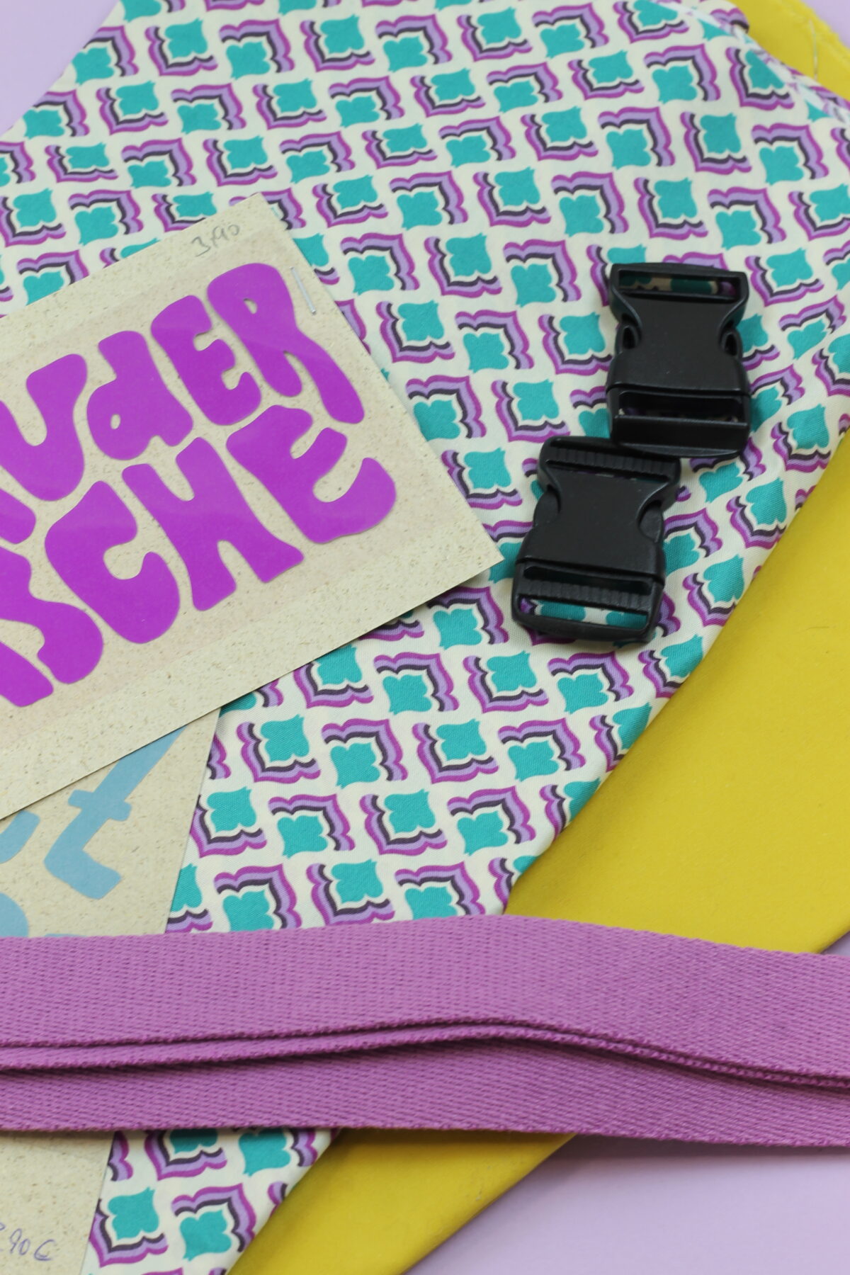 Nähset: 2 x Tasche mit Klickverschluss "Oilskin Yellow & Retro