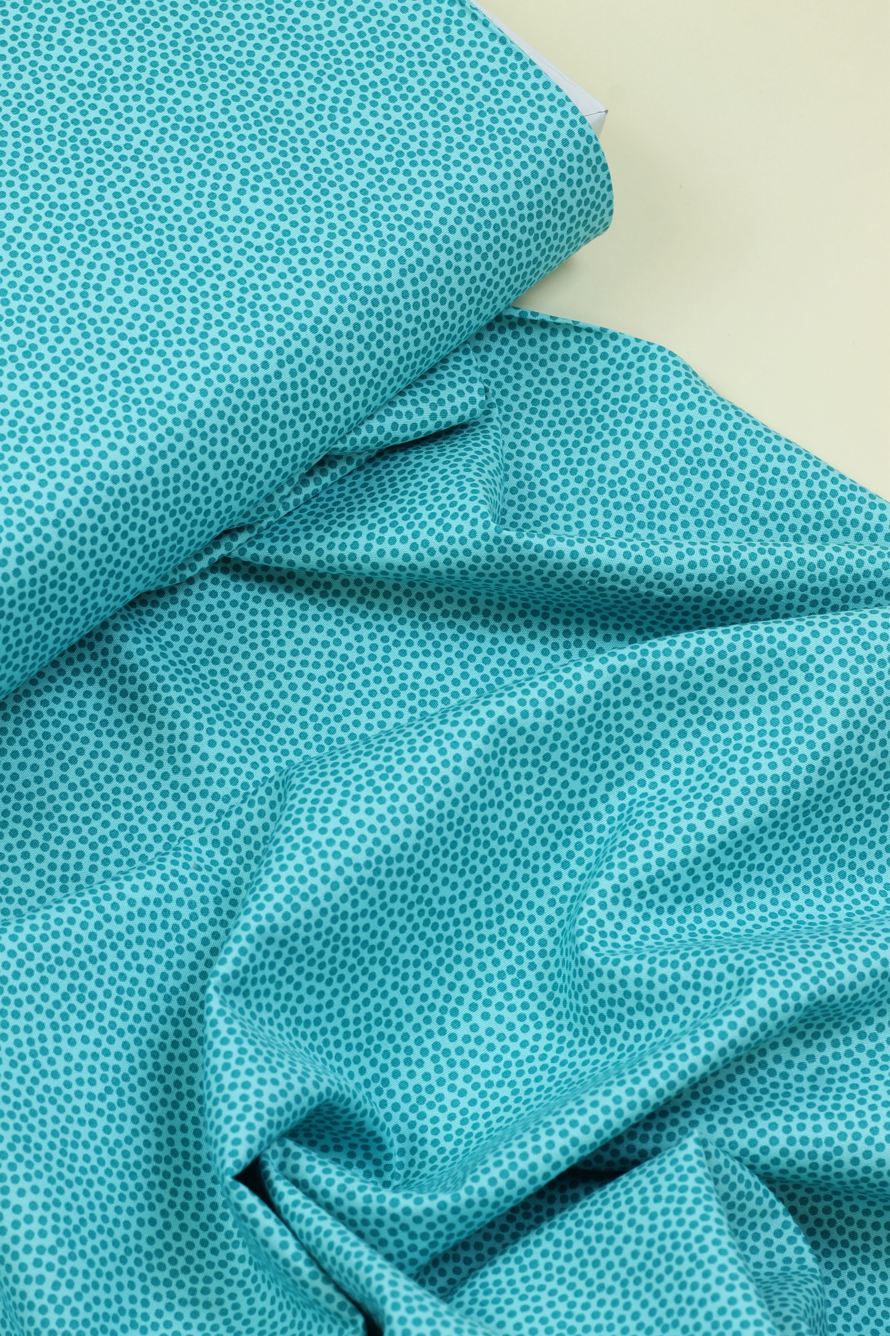 Baumwollstoff Dotty von Swafing mit klassischem Punkte-Muster als Meterware