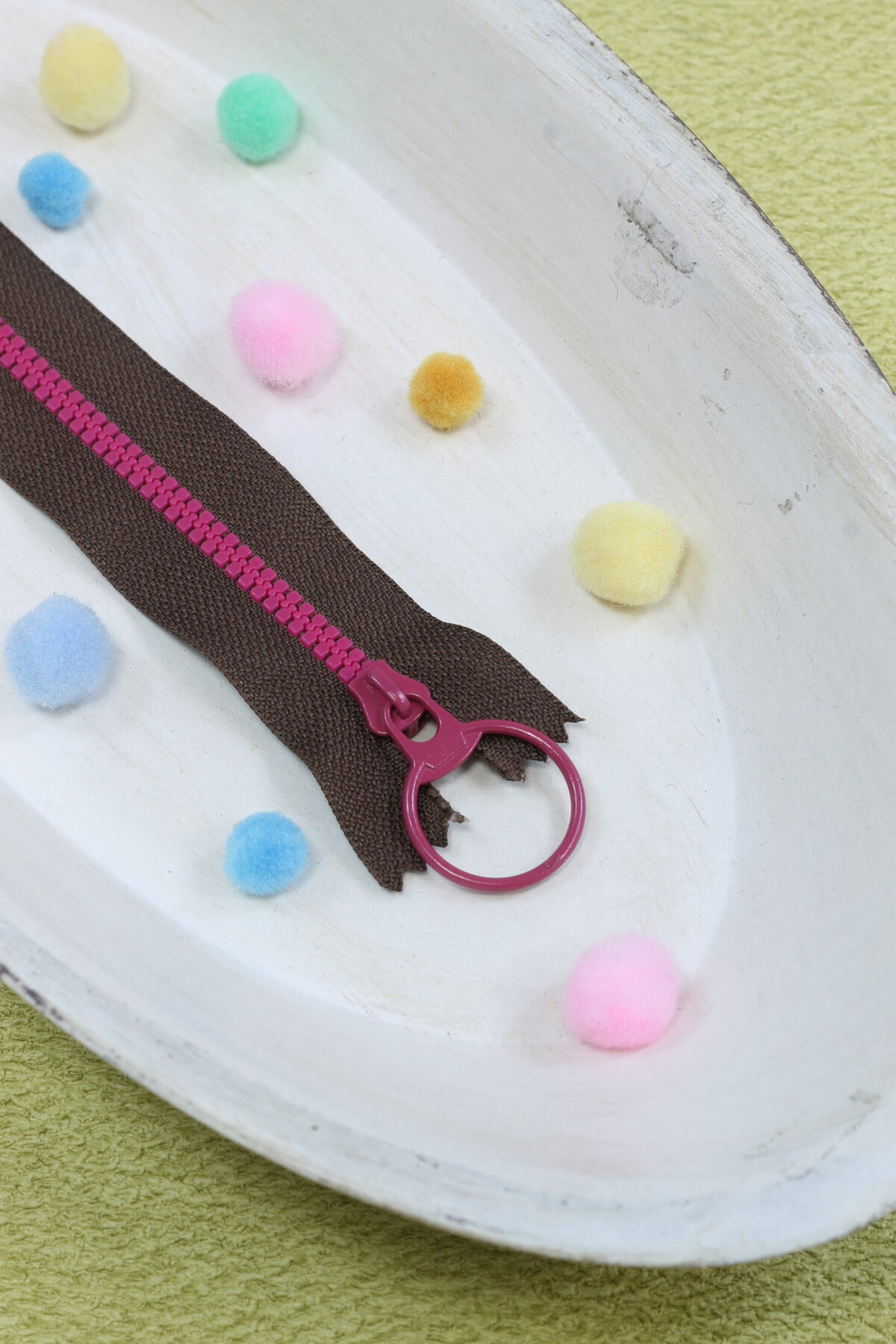 Reißverschluss: Braun/Fuchsia