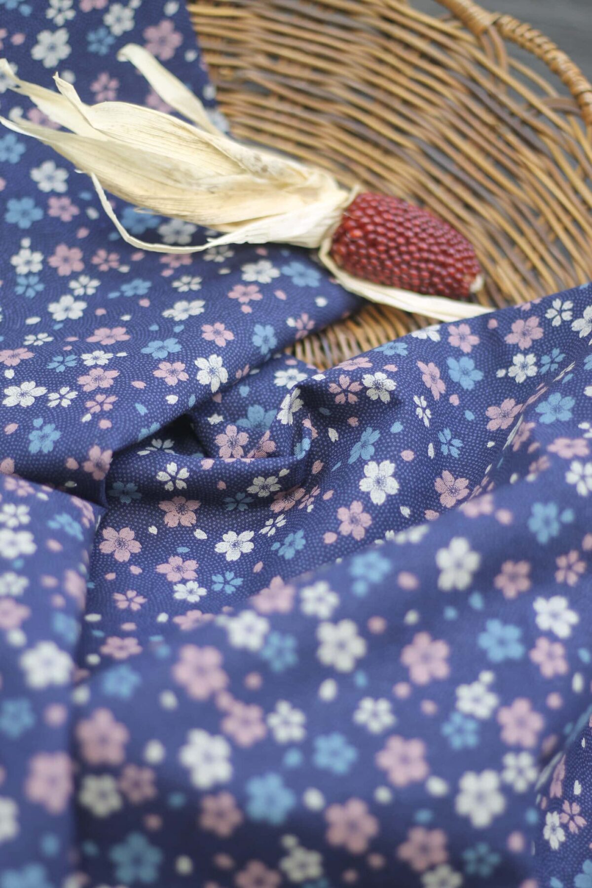 Sevenberry: Baumwolle Japanisch Blümchen Navy