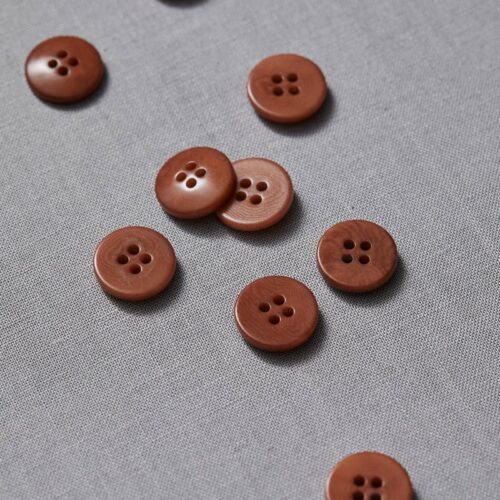 Meet Milk: Plain Corozo Button Rust 15 mm