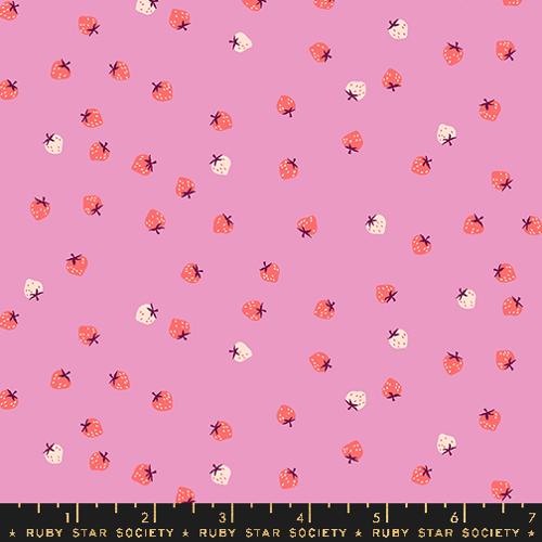 Ruby Star Strawberry 2025 – Baumwollstoff mit Erdbeeren